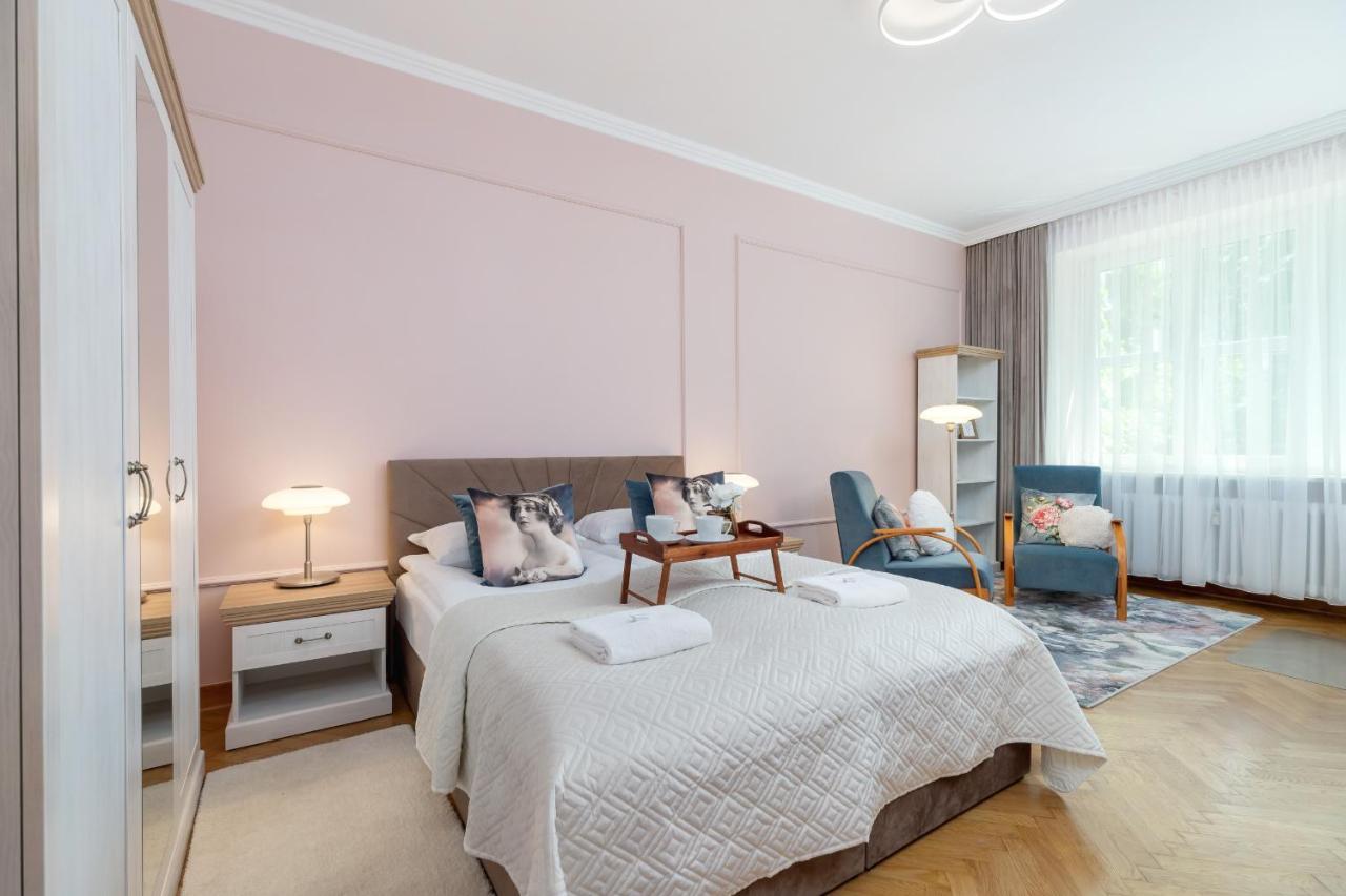 Luxurious & Unique Apartment Mickiewicza Cracow By Renters Prestige Краків Екстер'єр фото