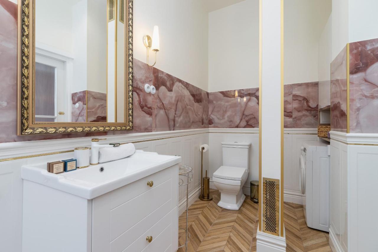 Luxurious & Unique Apartment Mickiewicza Cracow By Renters Prestige Краків Екстер'єр фото