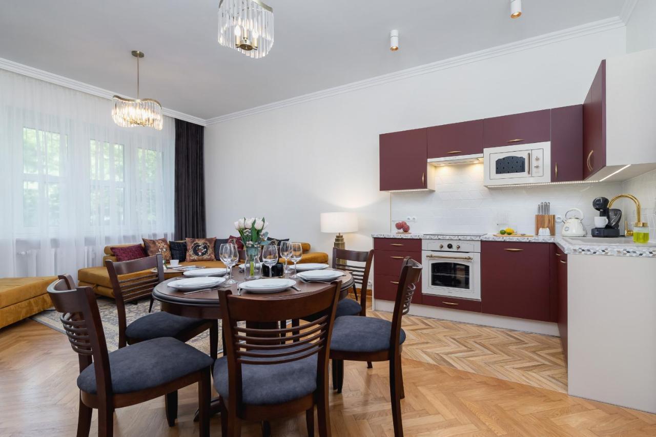 Luxurious & Unique Apartment Mickiewicza Cracow By Renters Prestige Краків Екстер'єр фото