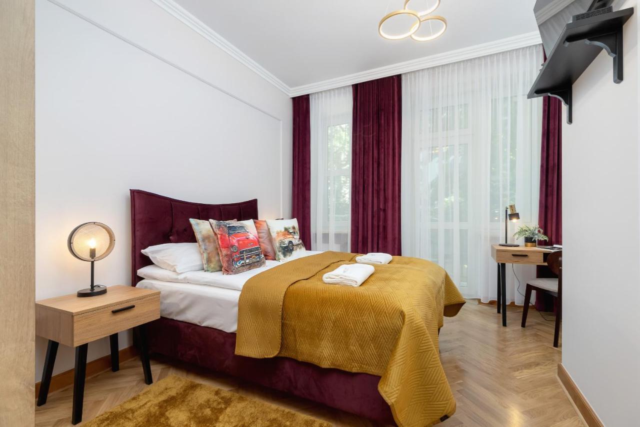 Luxurious & Unique Apartment Mickiewicza Cracow By Renters Prestige Краків Екстер'єр фото