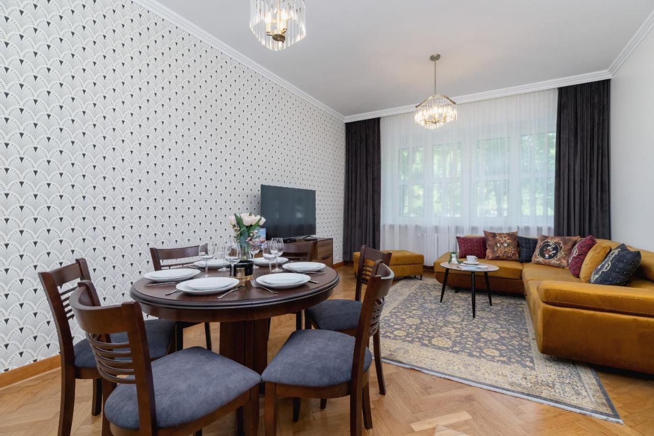 Luxurious & Unique Apartment Mickiewicza Cracow By Renters Prestige Краків Екстер'єр фото
