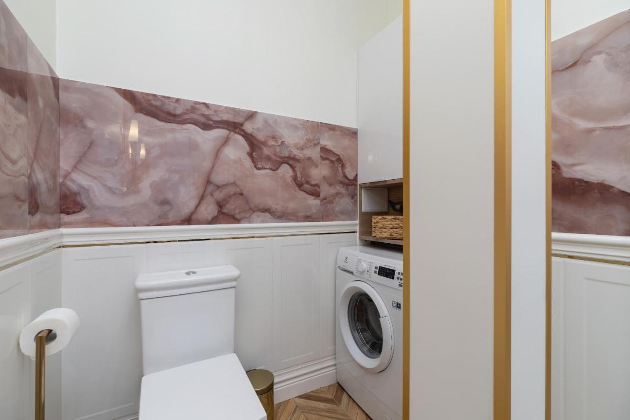 Luxurious & Unique Apartment Mickiewicza Cracow By Renters Prestige Краків Екстер'єр фото